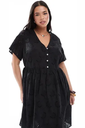 New Look New Look Curve broderie smock mini dress in