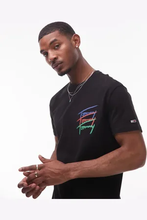 Tommy Hilfiger Repeat signature backprint t-shirt in