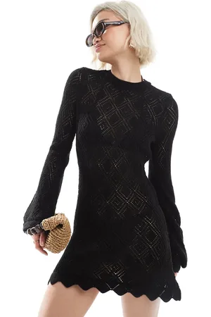 Miss Selfridge Wide sleeve scallop hem knitted beach dress in