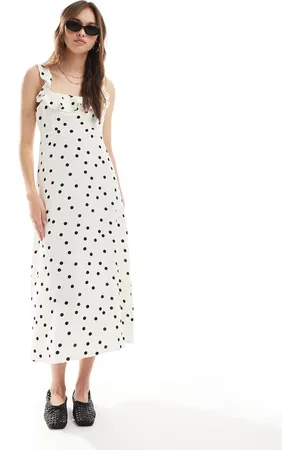 New Look Ruffle sleeve cami midi dress in cream spot