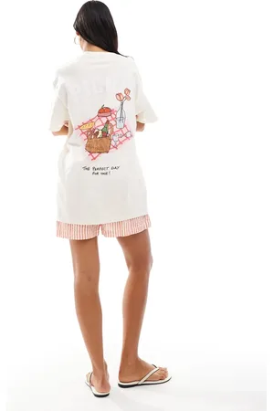 Miss Selfridge Oversized picnic graphic tee in natural