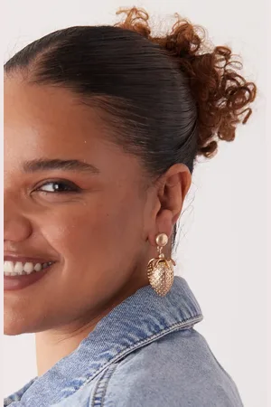Reclaimed Strawberry drop earrings in