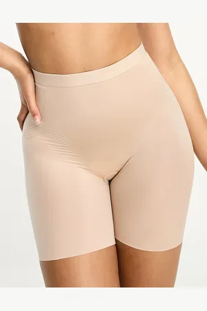 Spanx Invisible 2.0 contouring girl short in champagne beige - BEIGE