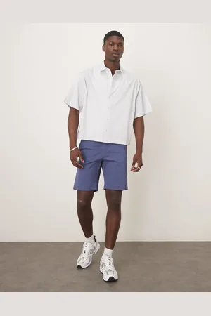 GANT Slim fit twill chino shorts in mid