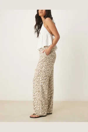 JDY Wide leg trousers in ecru abstract print