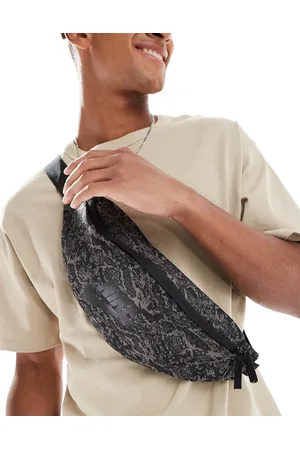 Nike Heritage bum bag in