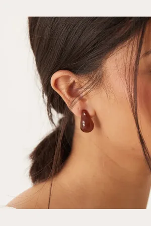 DesignB London Resin teardrop hoop earrings in