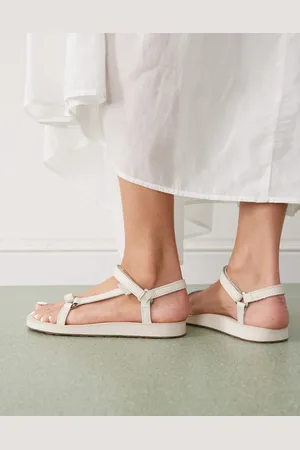 Teva Universal slim Lea sandal in birch