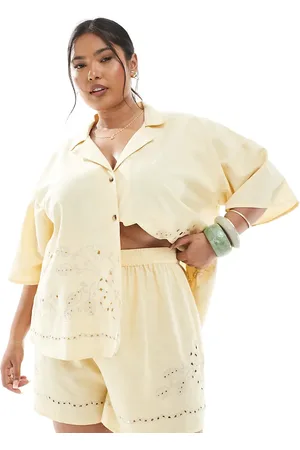 ASOS ASOS DESIGN Curve broderie detail co-ord short in straw