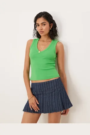 ASOS Ribbed V neck vest in