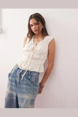 Reclaimed Tie front top in ecru linen blend