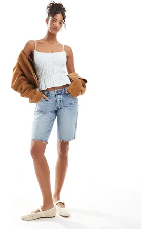 Stradivarius STR slim mid short in medium wash