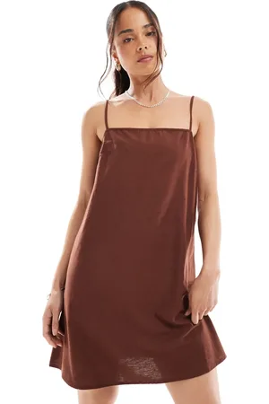 VERO MODA Linen touch throw on mini dress in chocolate