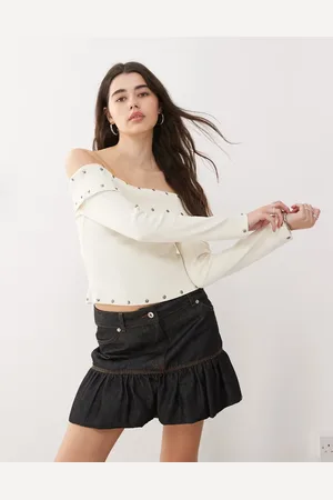The Ragged Priest Off shoulder top with eyelets in ecru