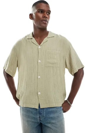 Cotton On Cotton On box fit short sleeve shirt in dobby khaki