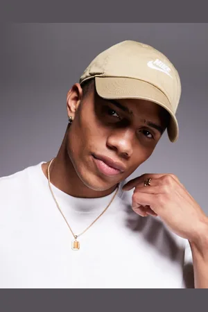 Nike Club cap in beige