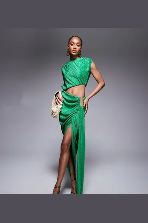 ASOS ASOS DESIGN Tall metallic plisse midi dress with angular waist trim in