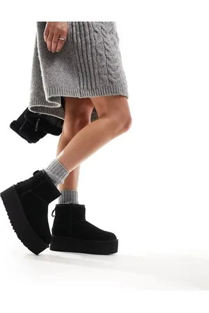 UGG Classic mini platform boots in