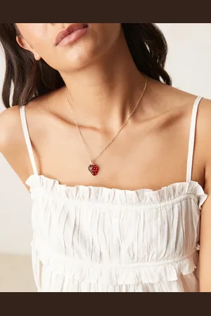 DesignB London Strawberry pendant necklace in