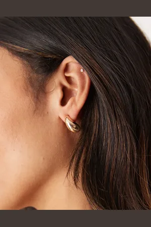 DesignB London Curved teardrop earrings in