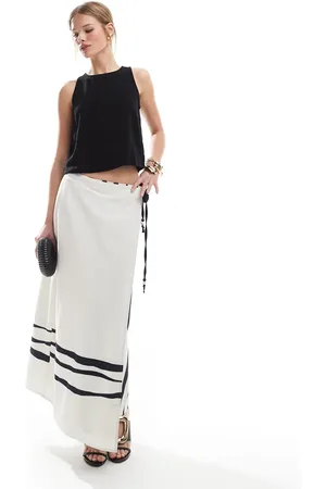 French Connection Genevive linen midi skirt in contrast mono