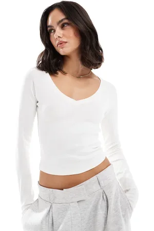 Bershka V-neck long sleeve top in ecru