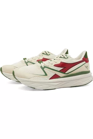 Diadora Sneakers - END. x Atomo V7000 "Milano"