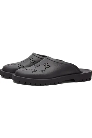 Gucci pursuit hot sale trek slides