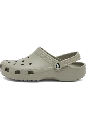 Crocs Classic Clog in