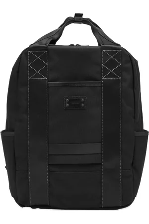 Master Defend Backpack in