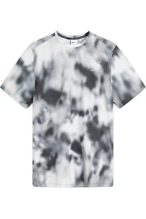 Nike Breathe T-Shirt in