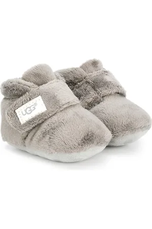 UGG Touch strap fastening boots