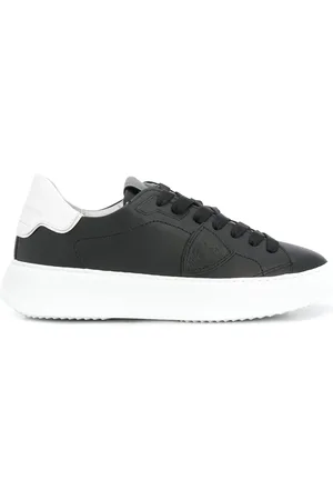 Philippe model Side logo patch sneakers