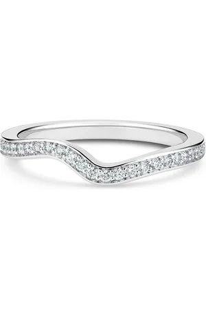 De Beers Platinum Caress diamond band