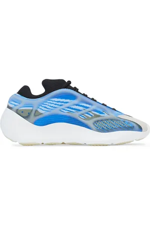 adidas YEEZY 700 v3 "Arzareth" sneakers