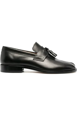 Maison Margiela Tabi tassel-detail leather loafers