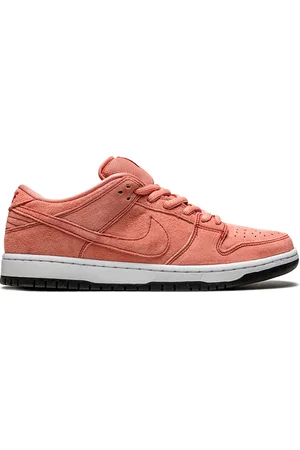 Nike SB Dunk Low Pro " Pig" sneakers