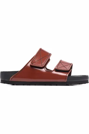 Birkenstock Arizona slides