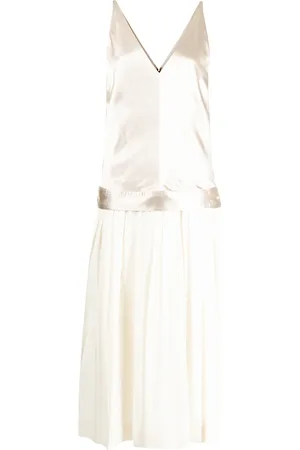 Commission Sleeveless pleated silk dress