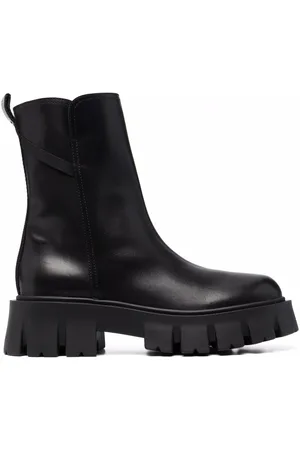Premiata Chunky-sole leather ankle boots