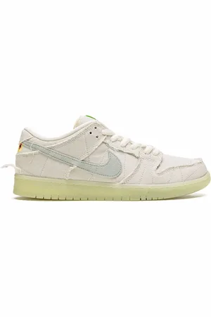 Nike SB Dunk Low "Mummy" sneakers