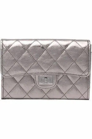 CHANEL 2007 Mademoiselle diamond-quilted wallet