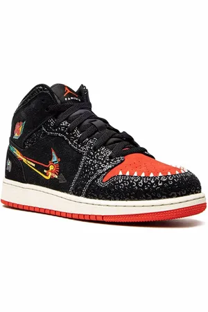 Jordan Jordan 1 Mid SE "Siempre Familia" sneakers