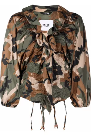 Bazar Deluxe Women Jackets - Camouflage-print cropped jacket
