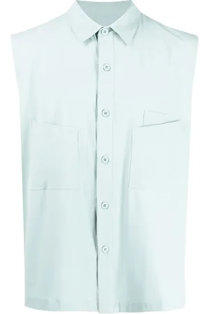 Off-Duty Sleeveless button fastened shirt