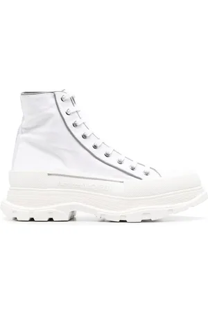 Alexander McQueen Round toe boots