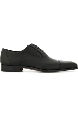 Magnanni Grained lace-up shoes