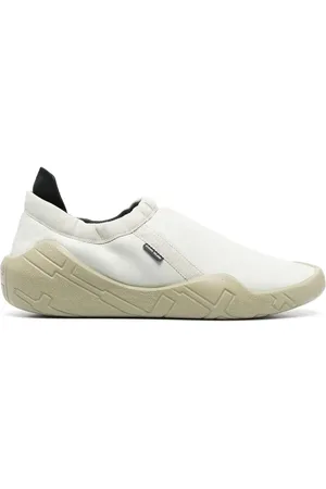Stone Island Logo-patch slip-on sneakers