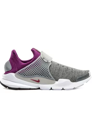 Nike sock outlet dart uae