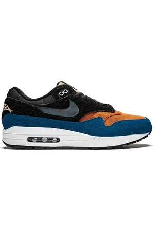 Nike X De
